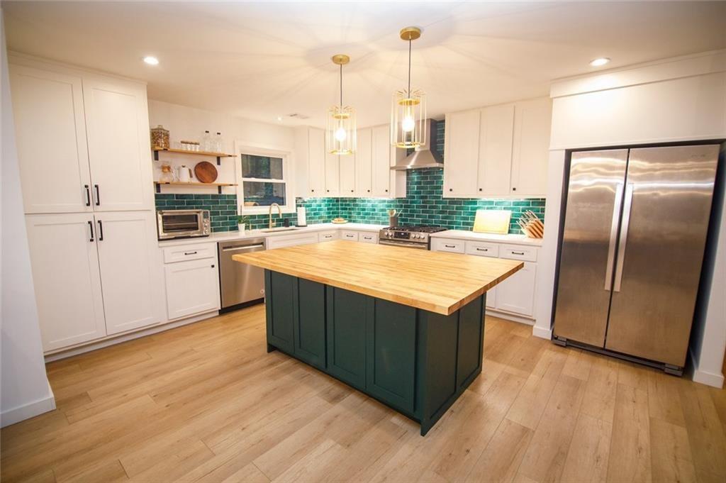 3465 Cedar Valley Court