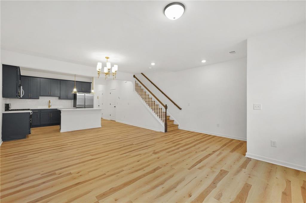 1645 Winpost Lane NW