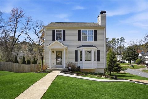 Homes For Sale - 4569 Hickory Forest Drive<br/> Acworth, GA 30102