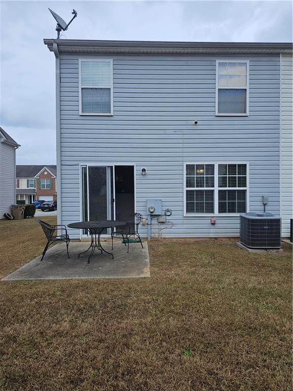 SOUTHLAKE TOWNHOMES - Residential