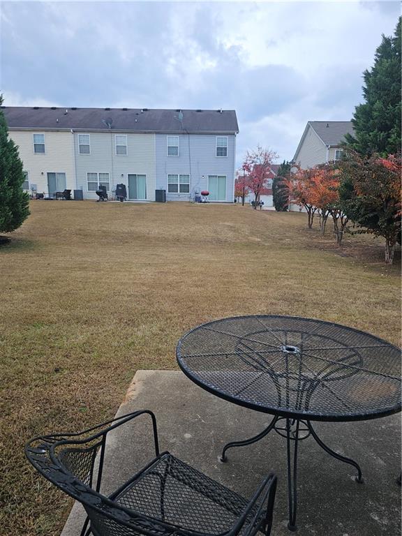 SOUTHLAKE TOWNHOMES - Residential