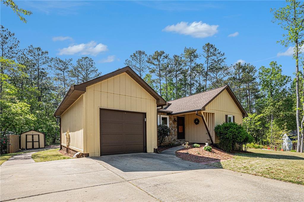 8083 Cypress Court, Villa Rica, Georgia image 4