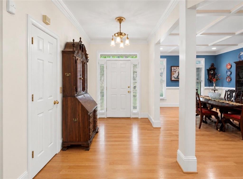496 Cherokee Trail