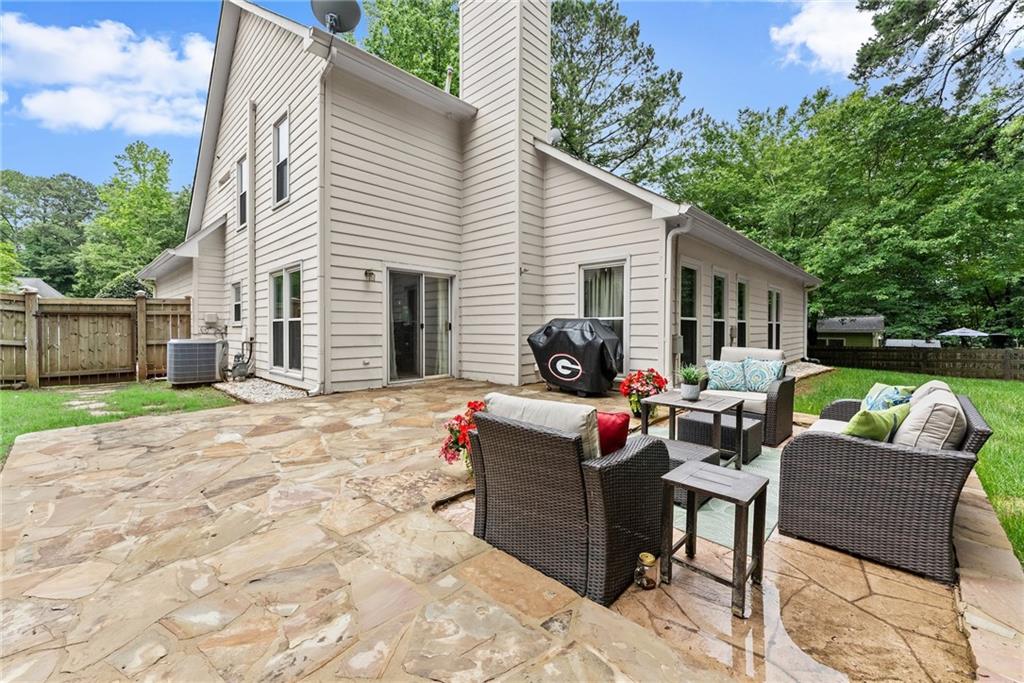 1340 Gran Forest Drive, Cumming, Georgia image 44