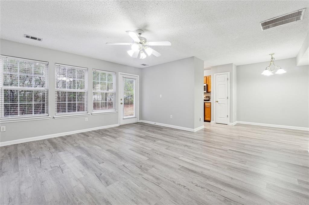 6235 Queen Meadow Drive, Mableton, Georgia image 7