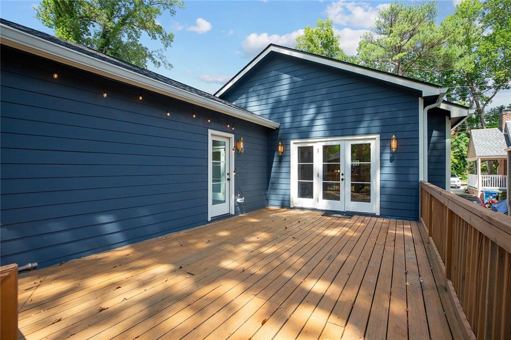 1052 Donnelly Avenue, Atlanta, Georgia image 4