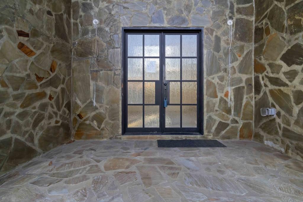 1620 Saddle Ridge Way