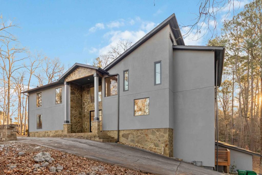 1620 Saddle Ridge Way