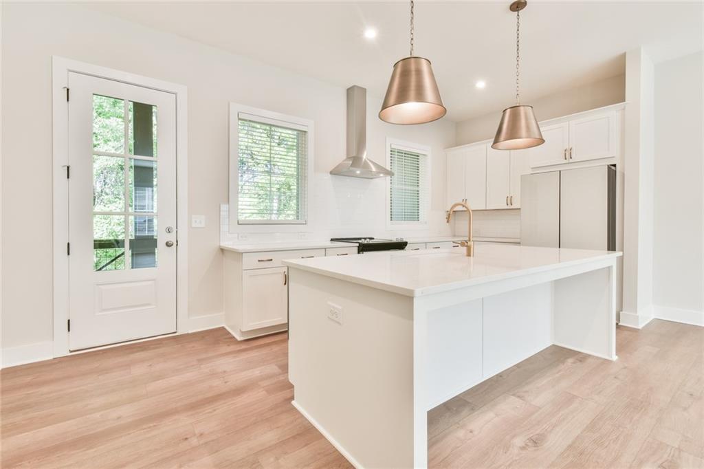 Firefly - Residential Lease