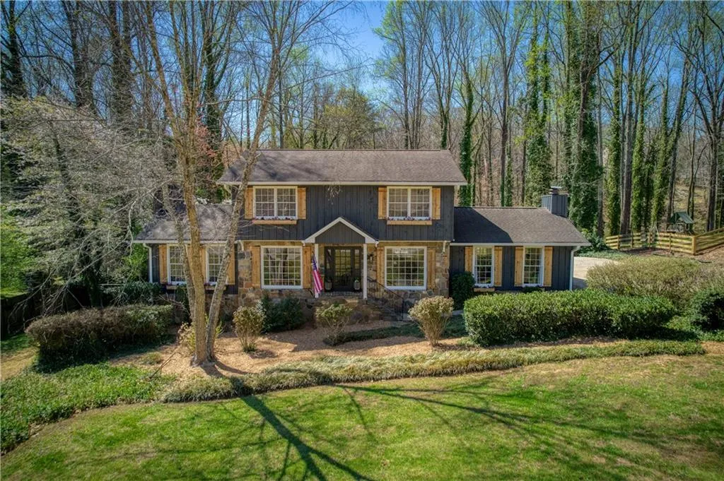 Gainesville, Georgia 30506, United States, 4 Bedrooms Bedrooms, ,4 BathroomsBathrooms,Residential,Coming Soon,88855