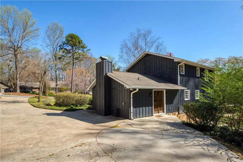 Gainesville, Georgia 30506, United States, 4 Bedrooms Bedrooms, ,4 BathroomsBathrooms,Residential,Coming Soon,88855