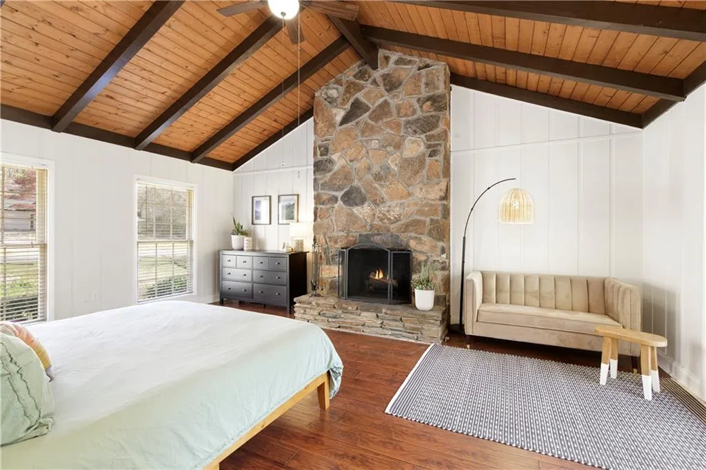 Gainesville, Georgia 30506, United States, 4 Bedrooms Bedrooms, ,4 BathroomsBathrooms,Residential,Coming Soon,88855