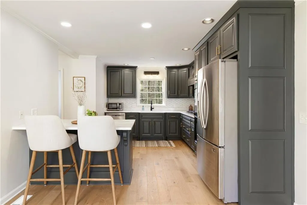 Gainesville, Georgia 30506, United States, 4 Bedrooms Bedrooms, ,4 BathroomsBathrooms,Residential,Coming Soon,88855