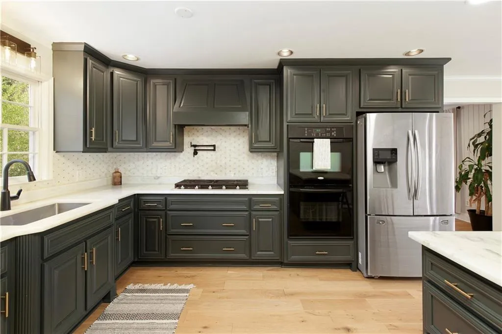 Gainesville, Georgia 30506, United States, 4 Bedrooms Bedrooms, ,4 BathroomsBathrooms,Residential,Coming Soon,88855