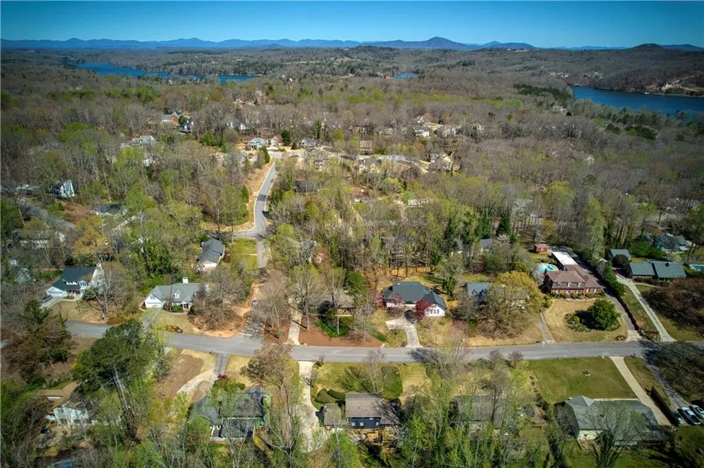 Gainesville, Georgia 30506, United States, 4 Bedrooms Bedrooms, ,4 BathroomsBathrooms,Residential,Coming Soon,88855