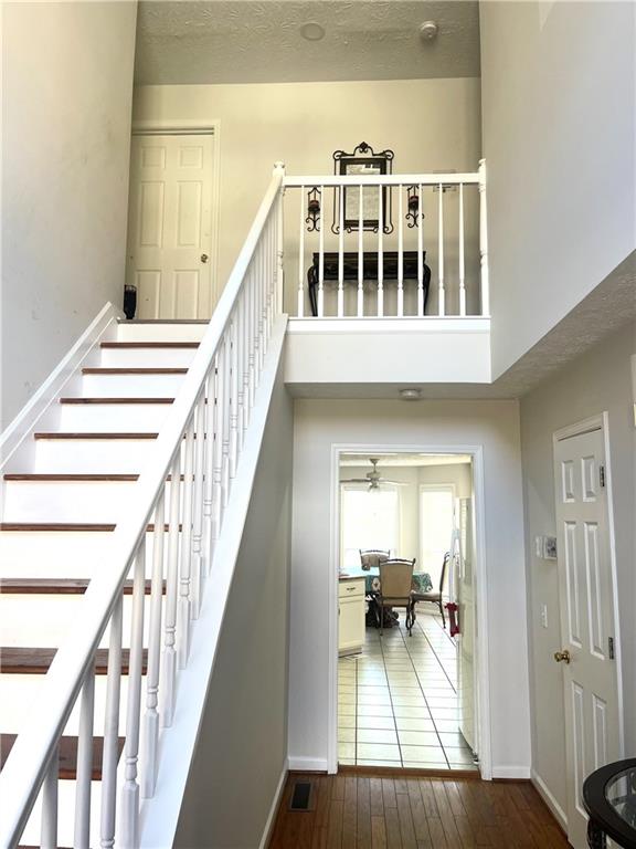 929 Bexhill Drive