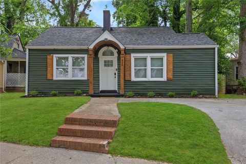 Photo of 920 Lawton Street SW, Atlanta, GA 30310 (MLS # 7760457)