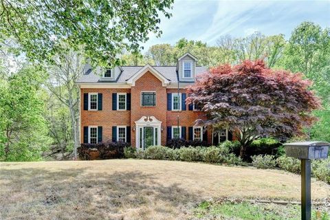 Photo of 3310 Danielle Way, Suwanee, GA 30024 (MLS # 7756649)