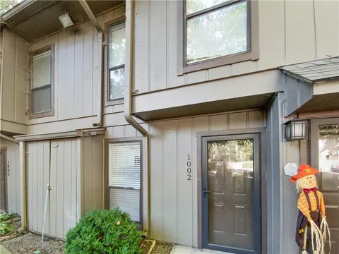 1002 Cumberland Court SE, Smyrna, GA 30080 - MLS#: 7473773