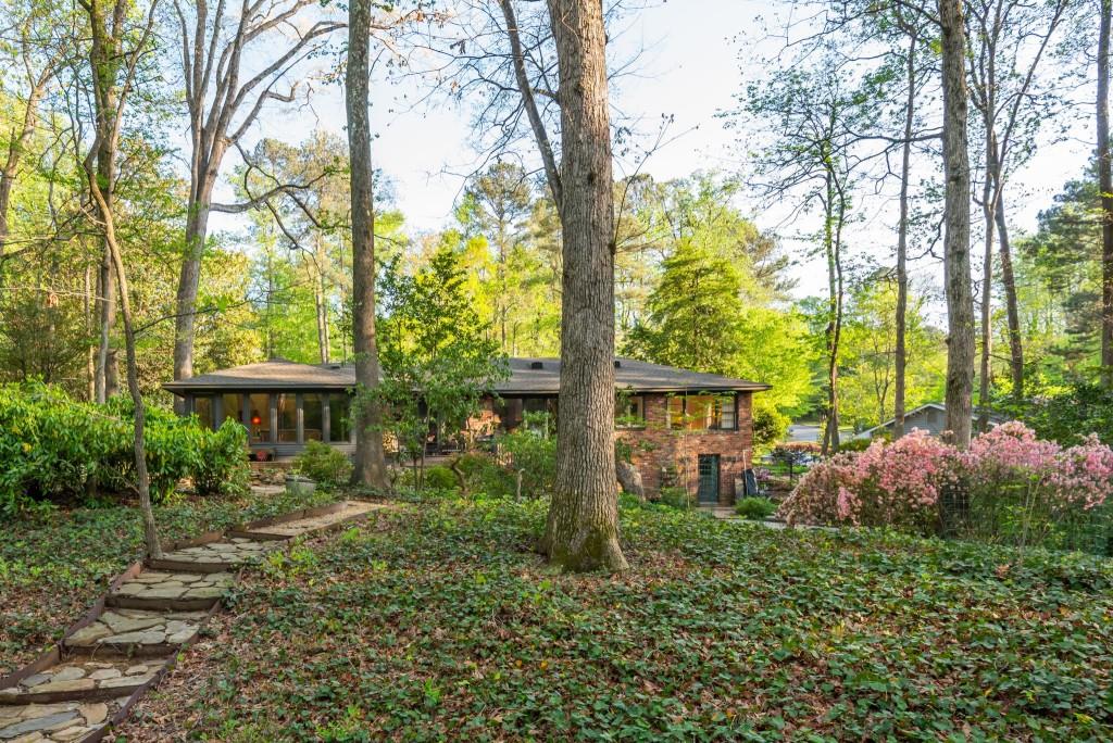 1850 Winchester Trail, Brookhaven, Georgia image 29