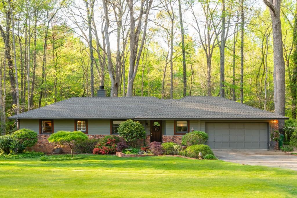 1850 Winchester Trail, Brookhaven, Georgia image 1