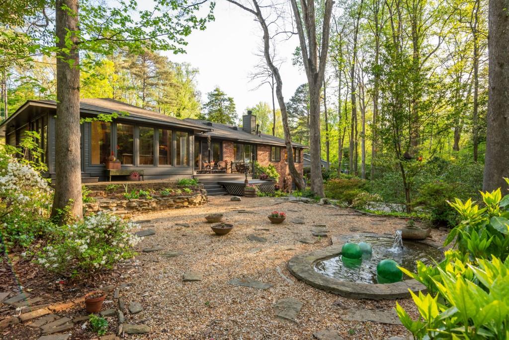 1850 Winchester Trail, Brookhaven, Georgia image 22