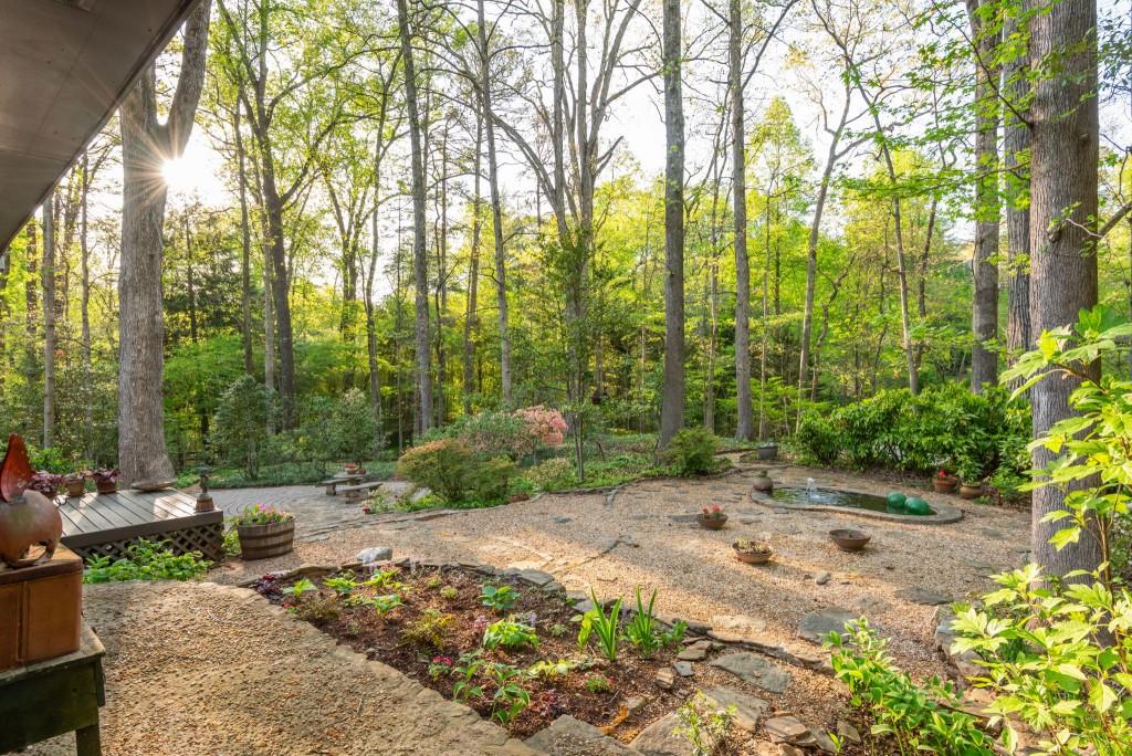 1850 Winchester Trail, Brookhaven, Georgia image 21