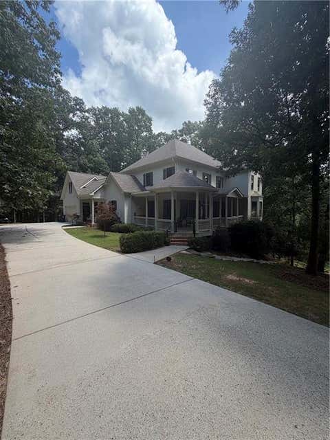 Homes For Sale - 8555 Berringer Point Drive<br/> Gainesville, GA 30506