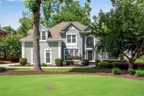 Homes For Sale - 6105 Poplar Spring Drive<br/> Peachtree Corners, GA 30092
