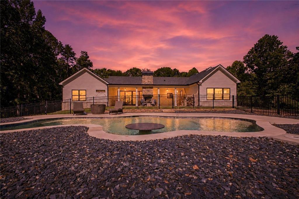 16 Mountain Creek Trail NE