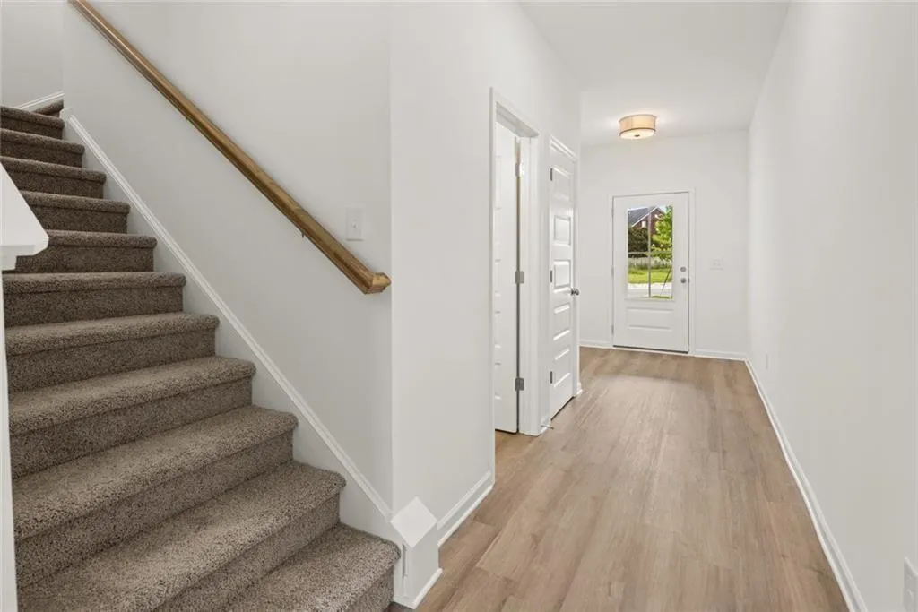 Loganville, Georgia 30052, United States, 3 Bedrooms Bedrooms, ,3 BathroomsBathrooms,Residential,Active,218093