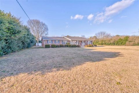 A home in Calhoun