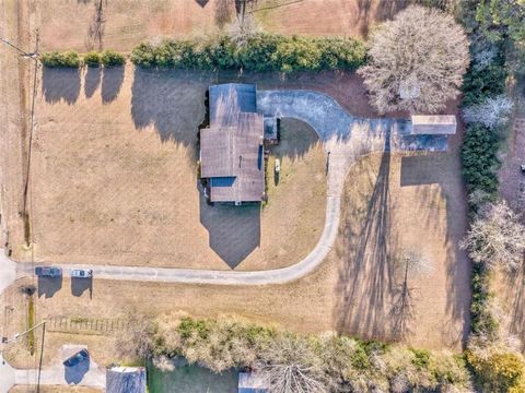 A home in Calhoun