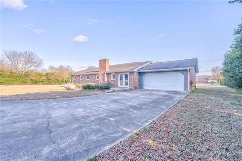 A home in Calhoun