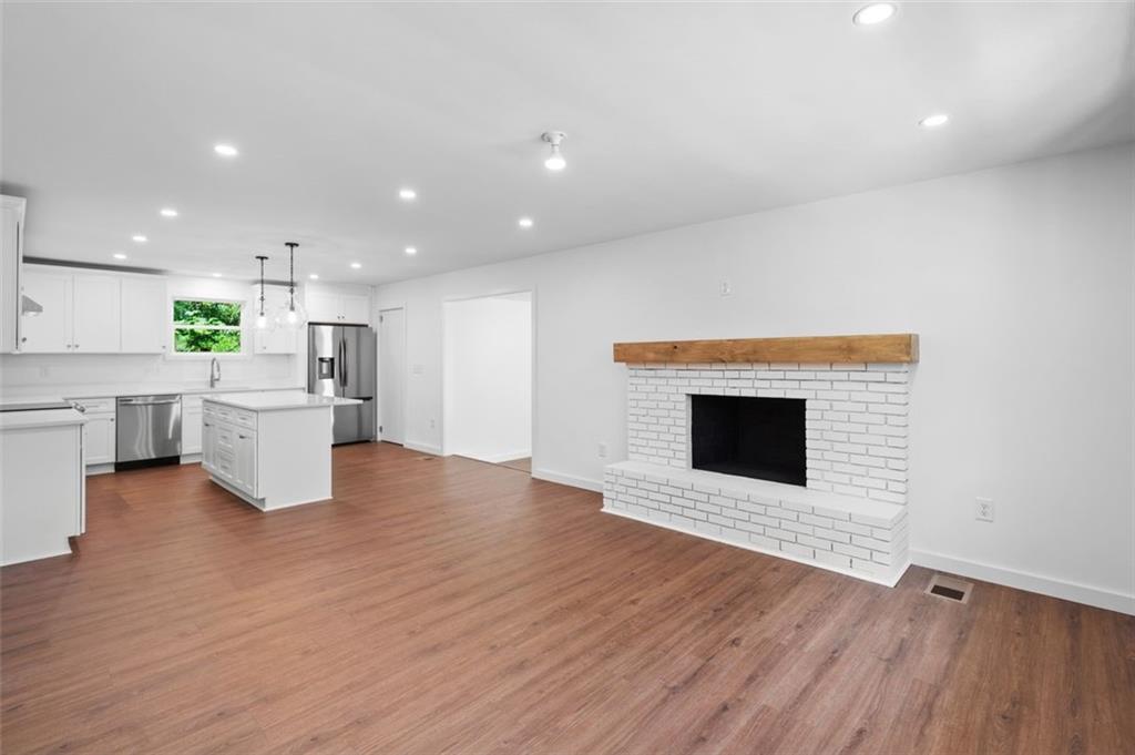 Victoria Cottages - Residential