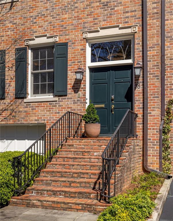 238 15th Street NE 18