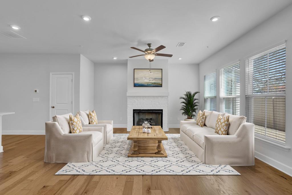 634 Spadina Road