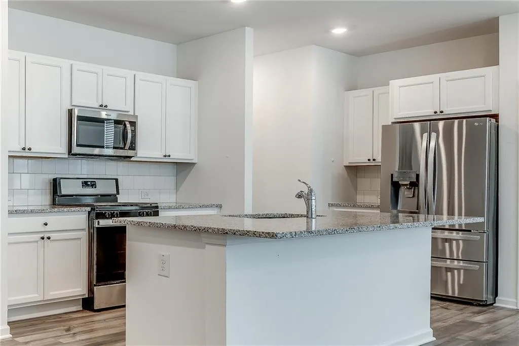 Duluth, Georgia 30097, United States, 3 Bedrooms Bedrooms, ,3 BathroomsBathrooms,Residential,Active,100915