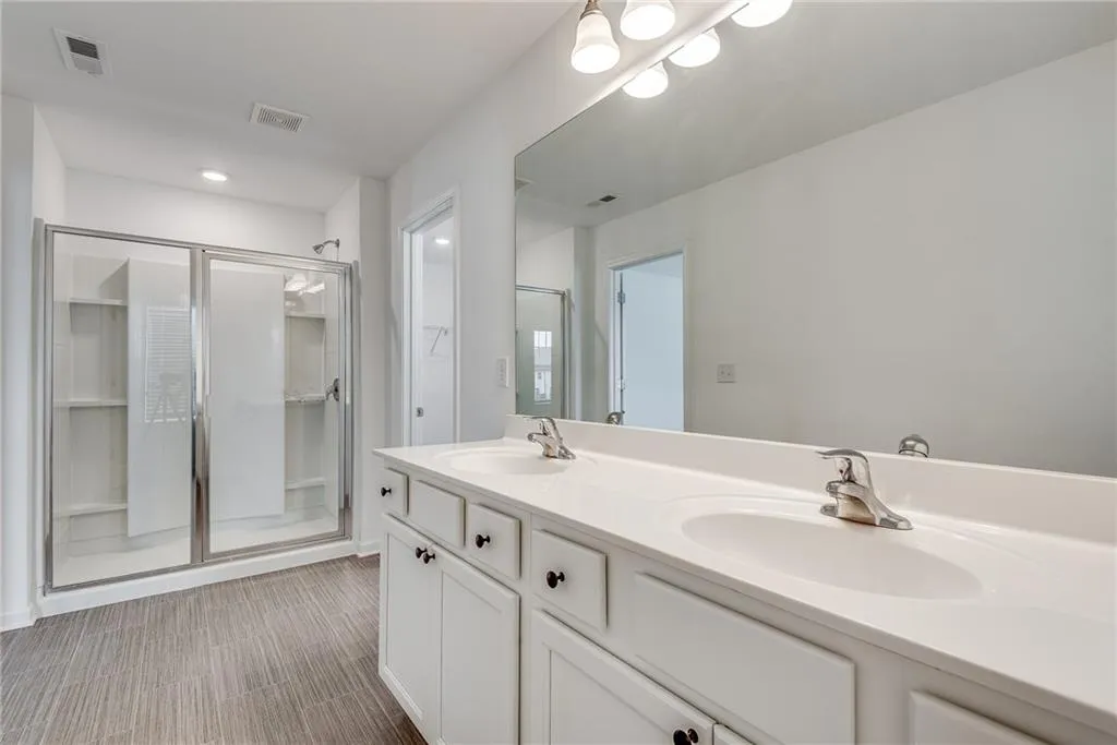 Duluth, Georgia 30097, United States, 3 Bedrooms Bedrooms, ,3 BathroomsBathrooms,Residential,Active,100915