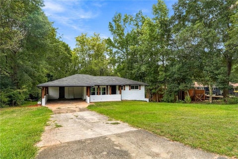 Homes For Sale - 2988 Valley Ridge Drive<br/> Decatur, GA 30032