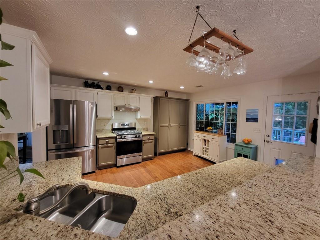 6525 Remington Drive, Cumming, Georgia image 3