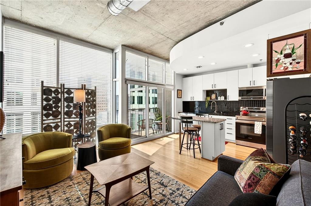 943 Peachtree Street NE 1403