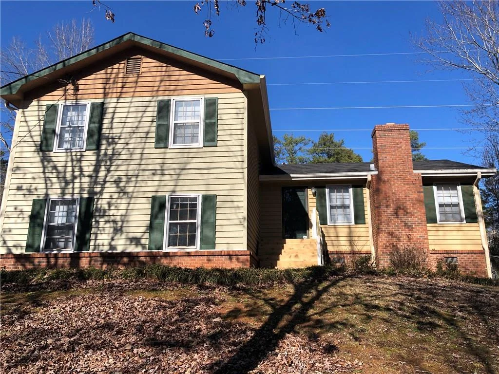 570 Pine Ridge Trail