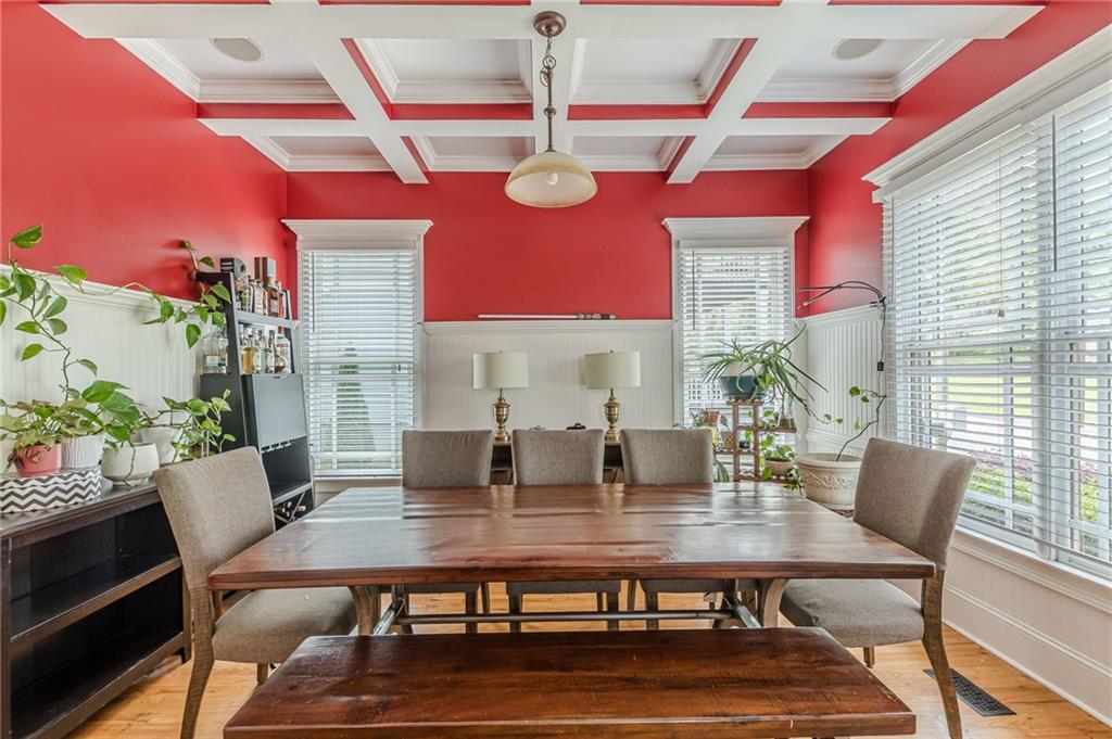3044 Dogwood Drive, Atlanta, Georgia image 5