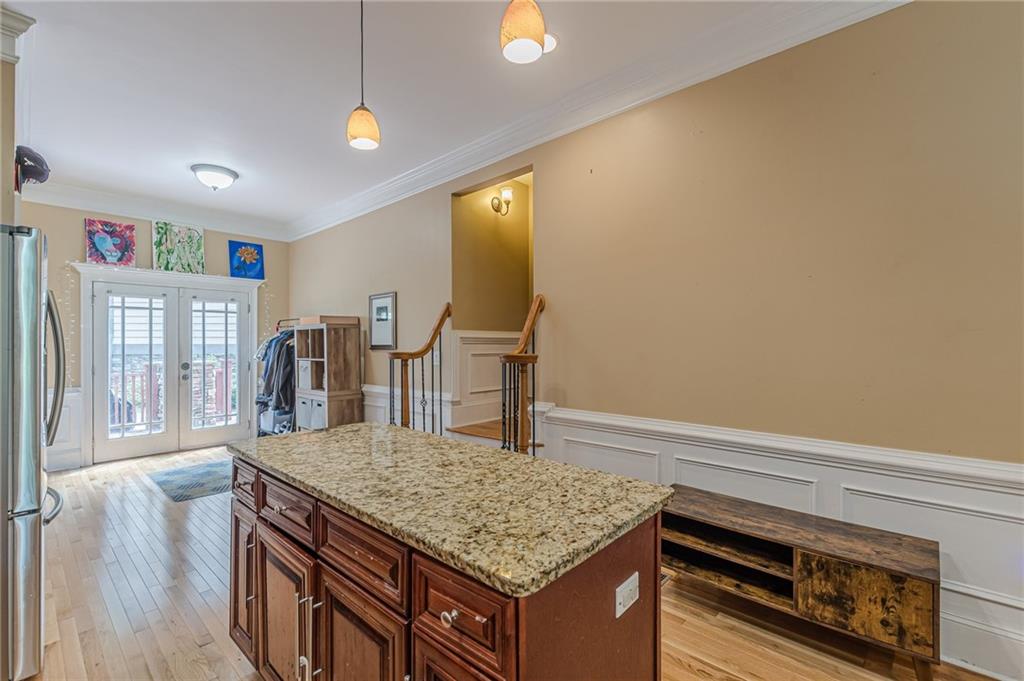 3044 Dogwood Drive, Atlanta, Georgia image 13