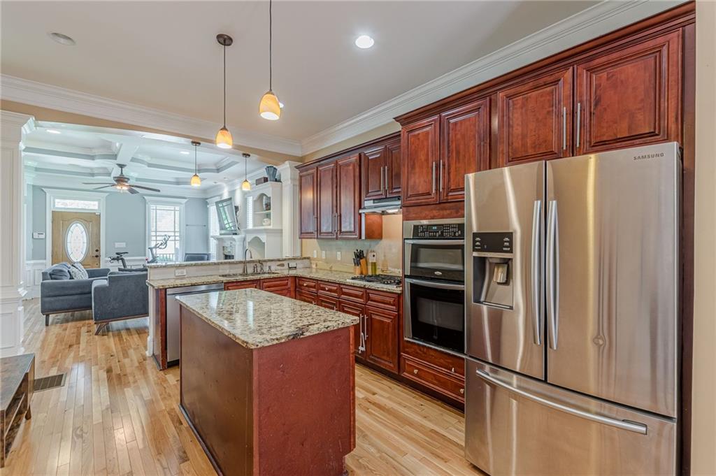 3044 Dogwood Drive, Atlanta, Georgia image 9
