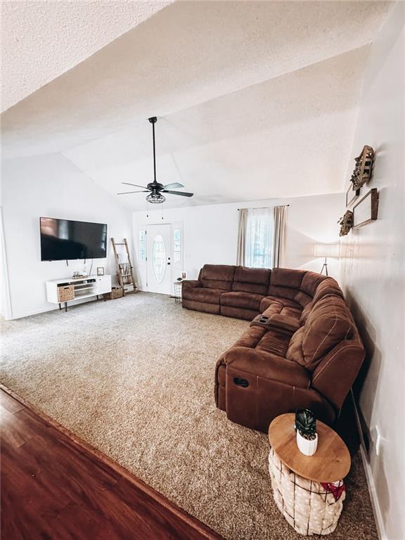 334 SUMMIT HEIGHTS Drive