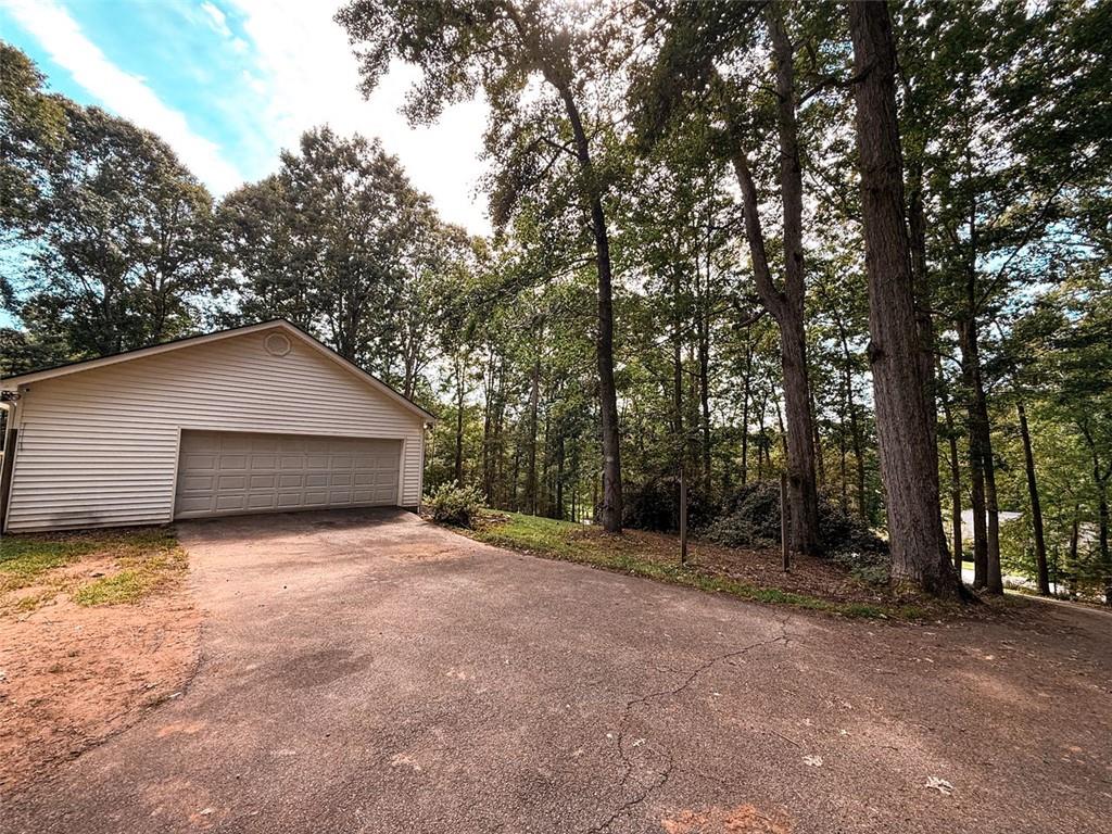 334 SUMMIT HEIGHTS Drive