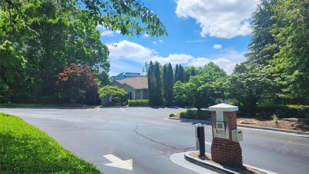 1250 Parkwood Circle UNIT 2112