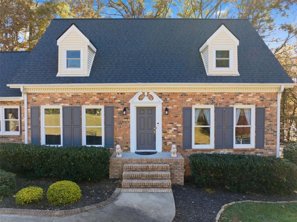 2334 Pine Point Drive